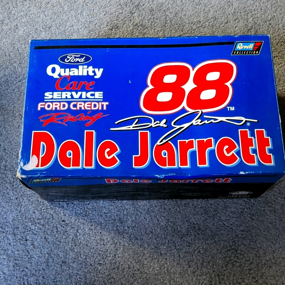 Dale Jarrett 1/24 Revell Diecast